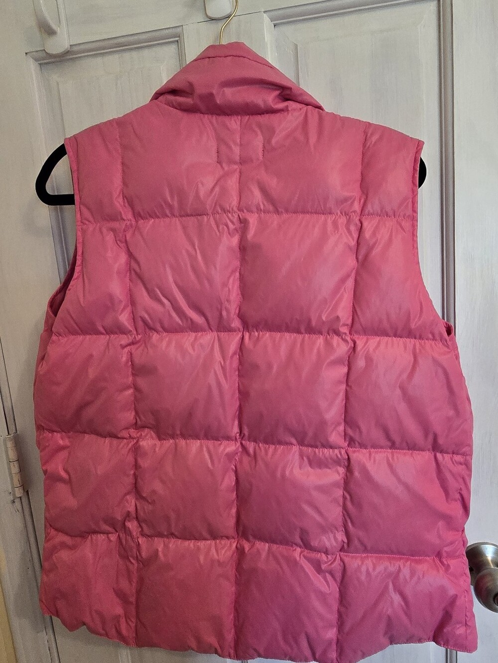 Lands' End Bright Pink Quilted Puffer Vest - Picture 3 of 3